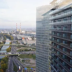 Exquisite Studio With Rooftop Pool , Wien Österreich