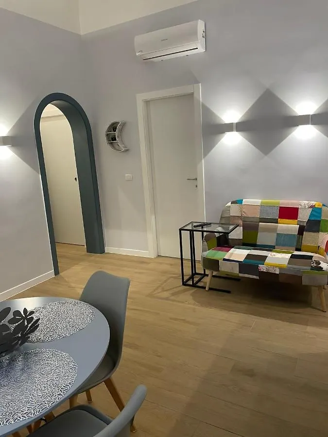 Luna&Sole Oreste Apartments - Self Check-In Bari
